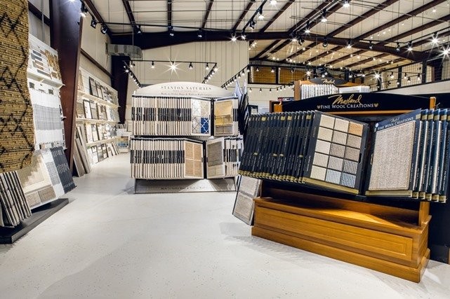 Hunter Douglas Dealer Image